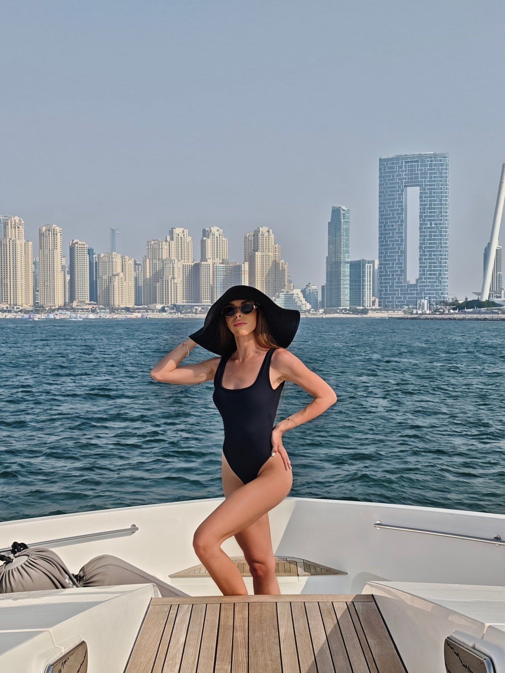'NEGRO' One-Piece Thong
